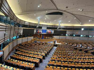 Der Plenarsaal im Europäischen Parlamentsgebäude